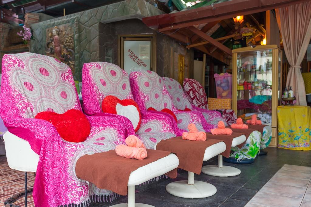 The Expat Hotel Patong Kültér fotó