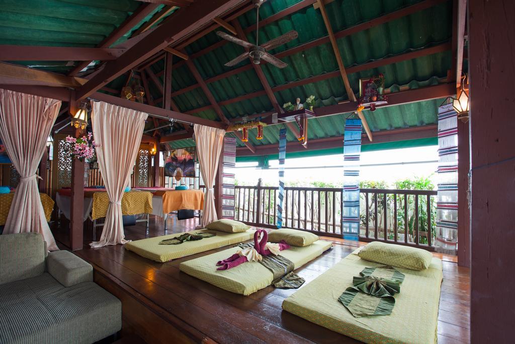 The Expat Hotel Patong Kültér fotó
