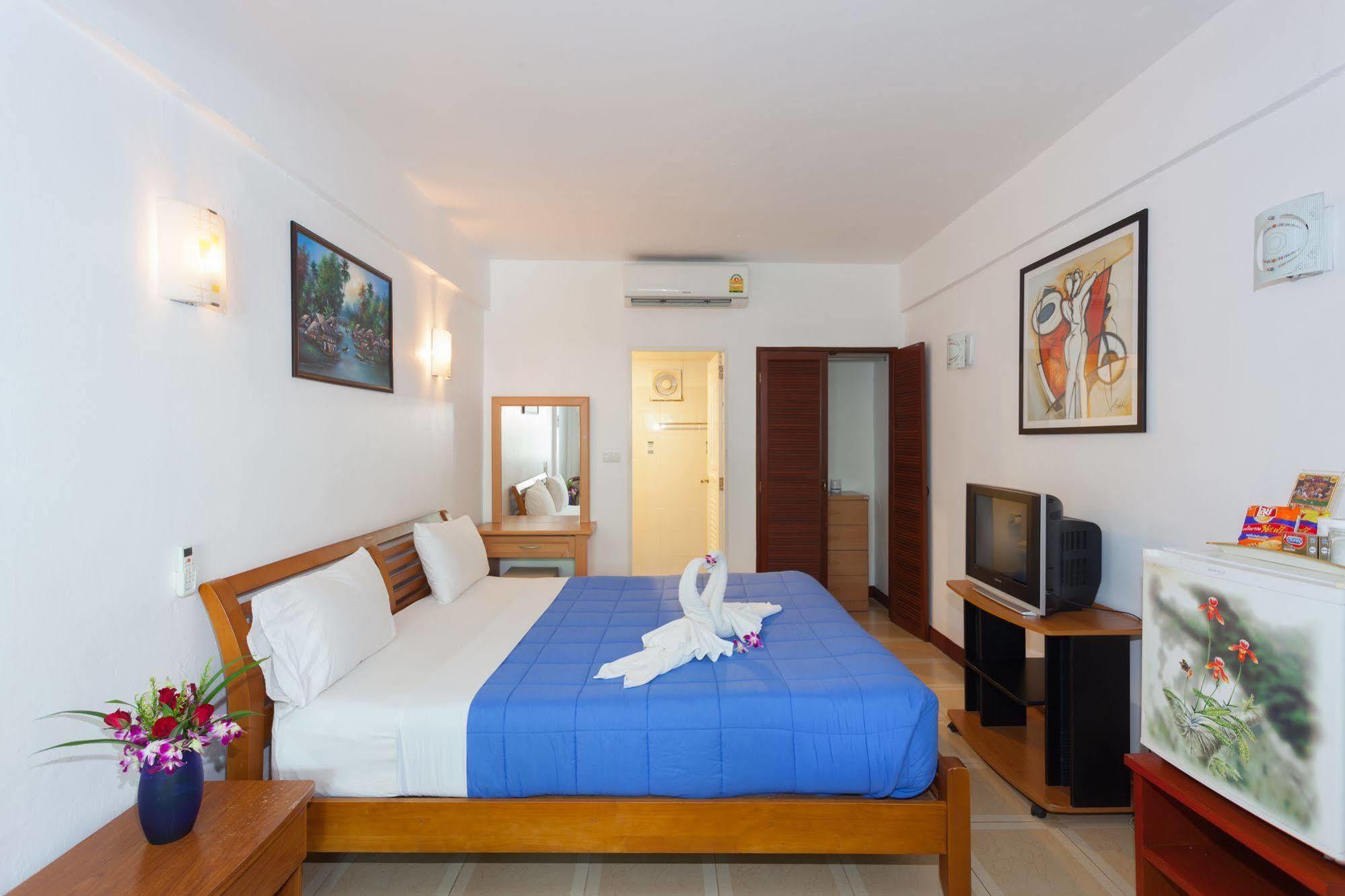 The Expat Hotel Patong Kültér fotó